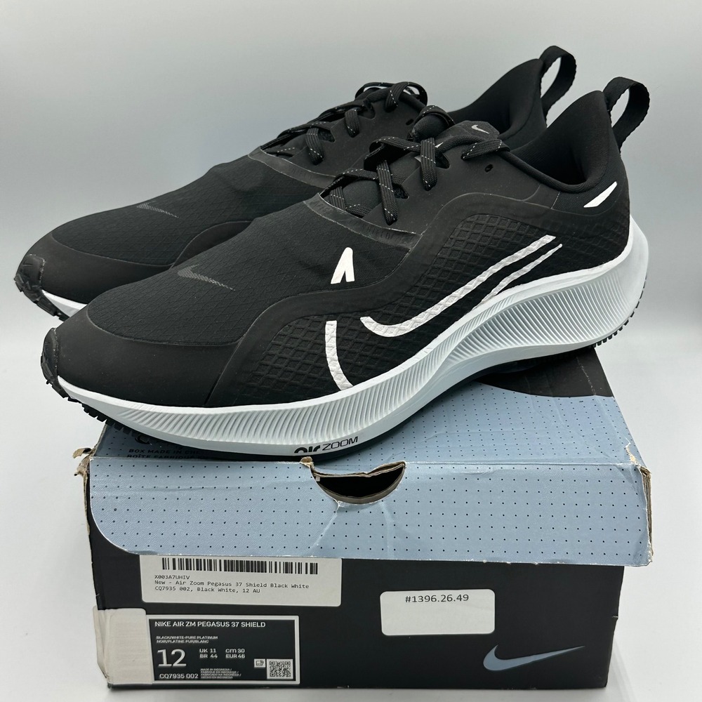 Nike Air Zoom Pegasus 37 Shield Mens 12 Black White Running Shoes CQ7935-002 NIB